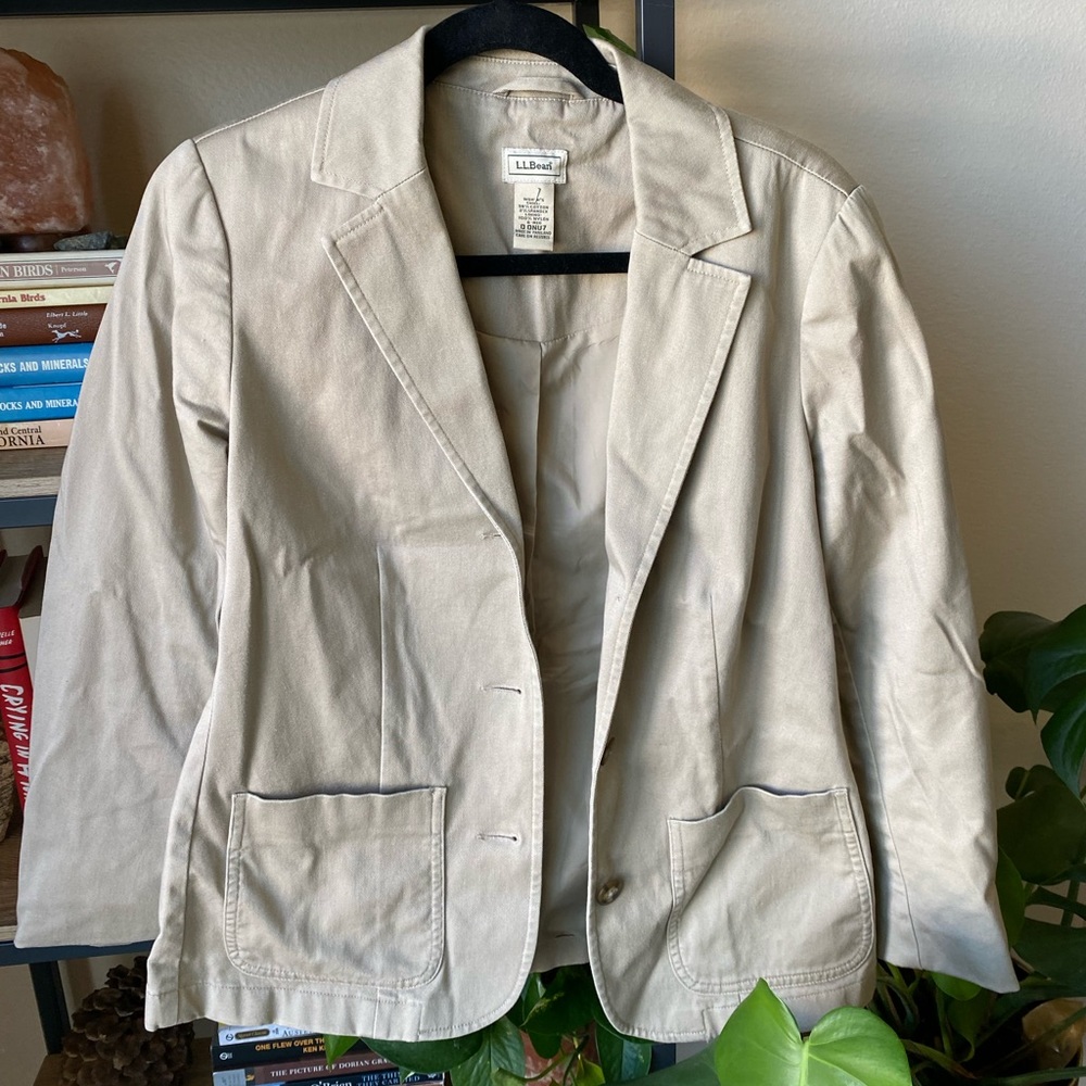 LL Bean beige blazer